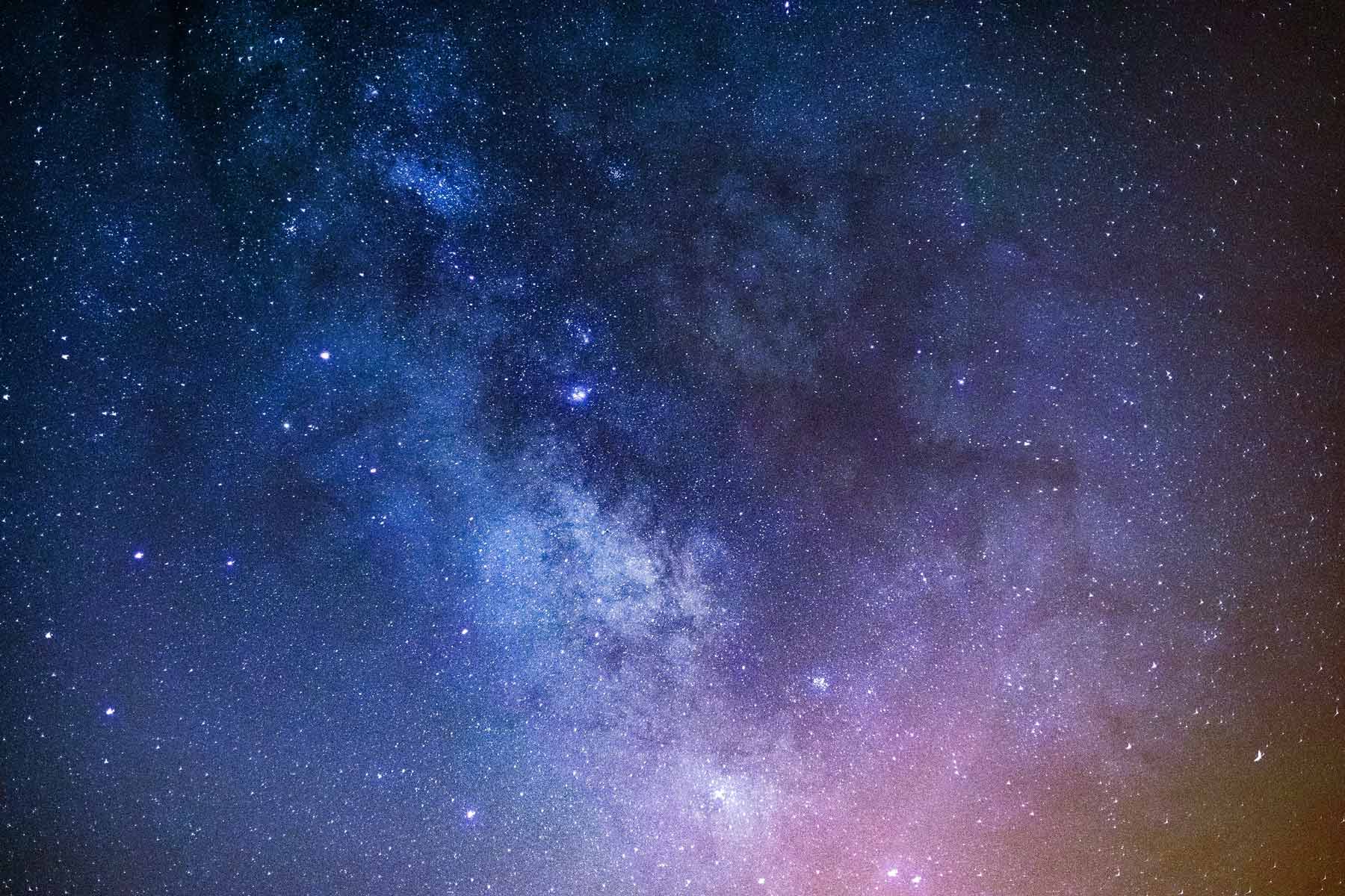 Cielo de noche estrellado