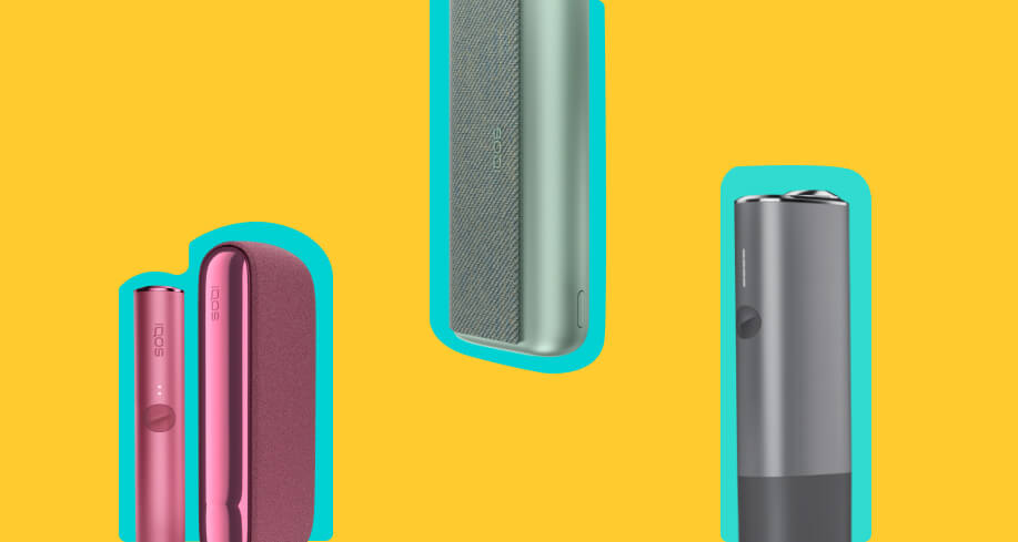 Tres dispositivos IQOS sobre un fondo amarillo con contornos turquesa