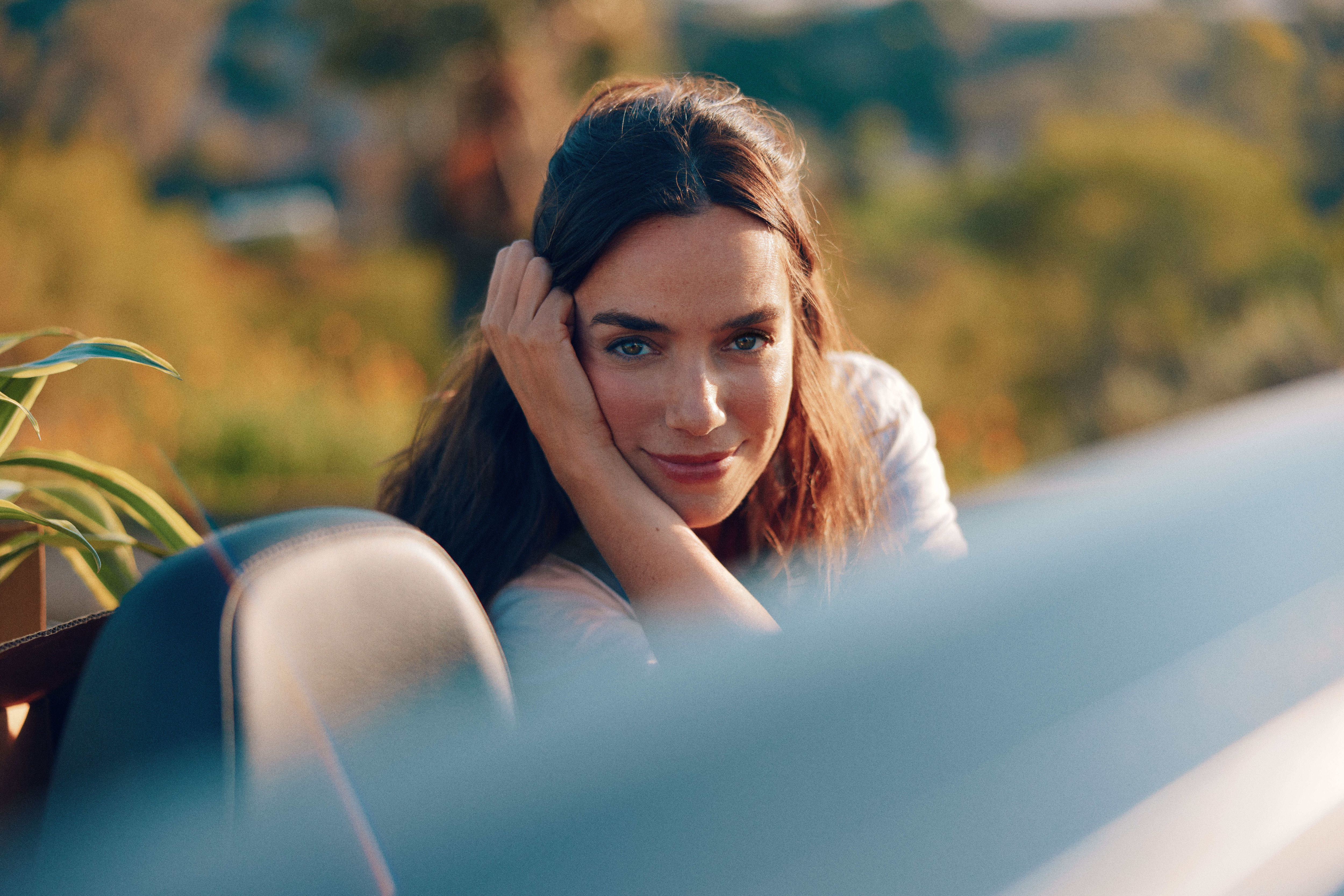 Mujer en un coche